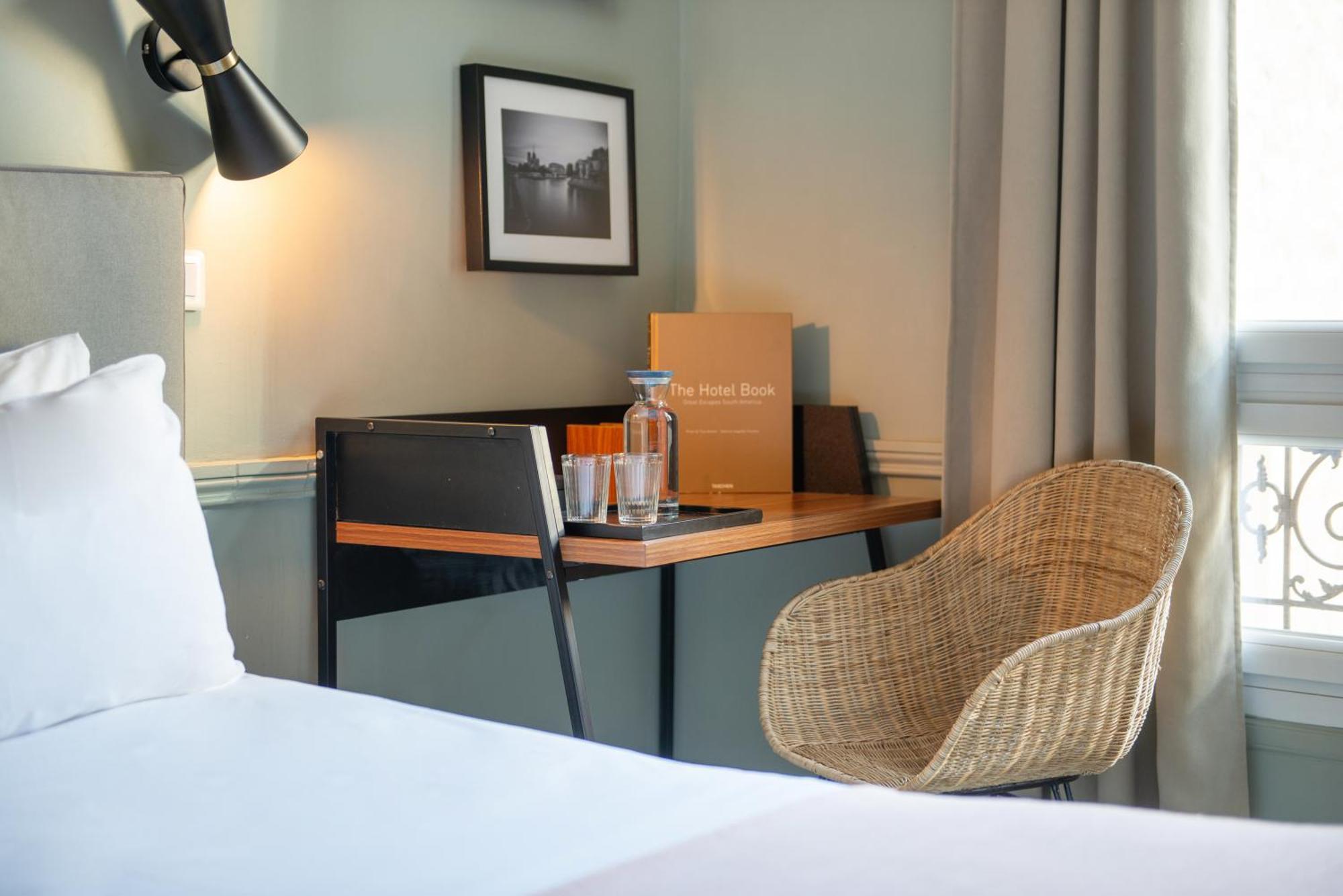 Hotel Avama Prony Παρίσι Δωμάτιο φωτογραφία