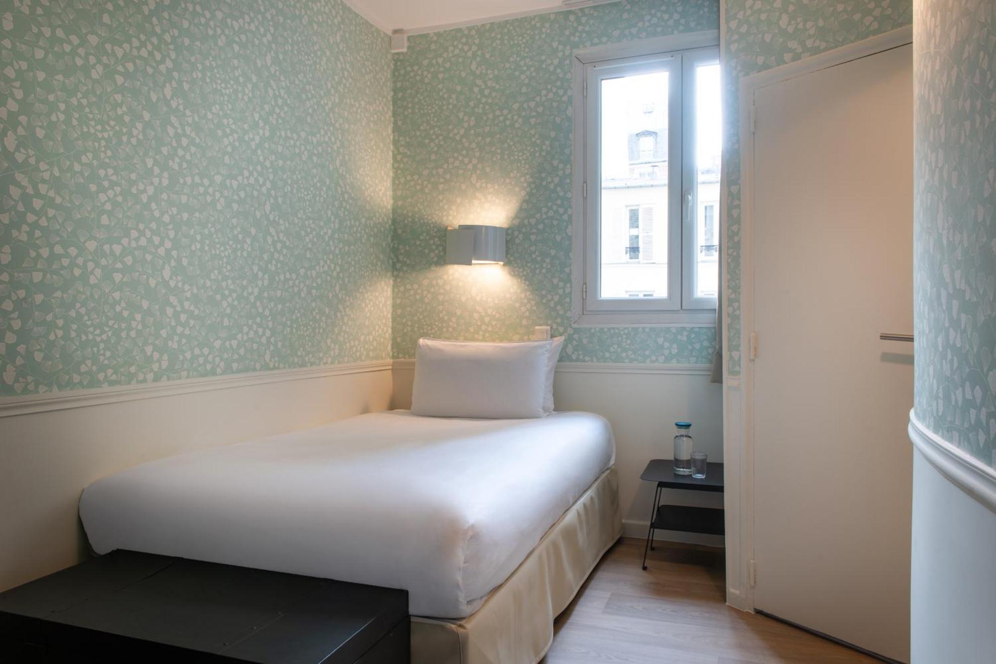 Hotel Avama Prony Παρίσι Δωμάτιο φωτογραφία